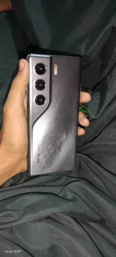Tecno CAMON 40 Pro
