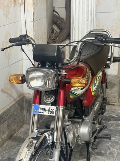 HONDA CD 70