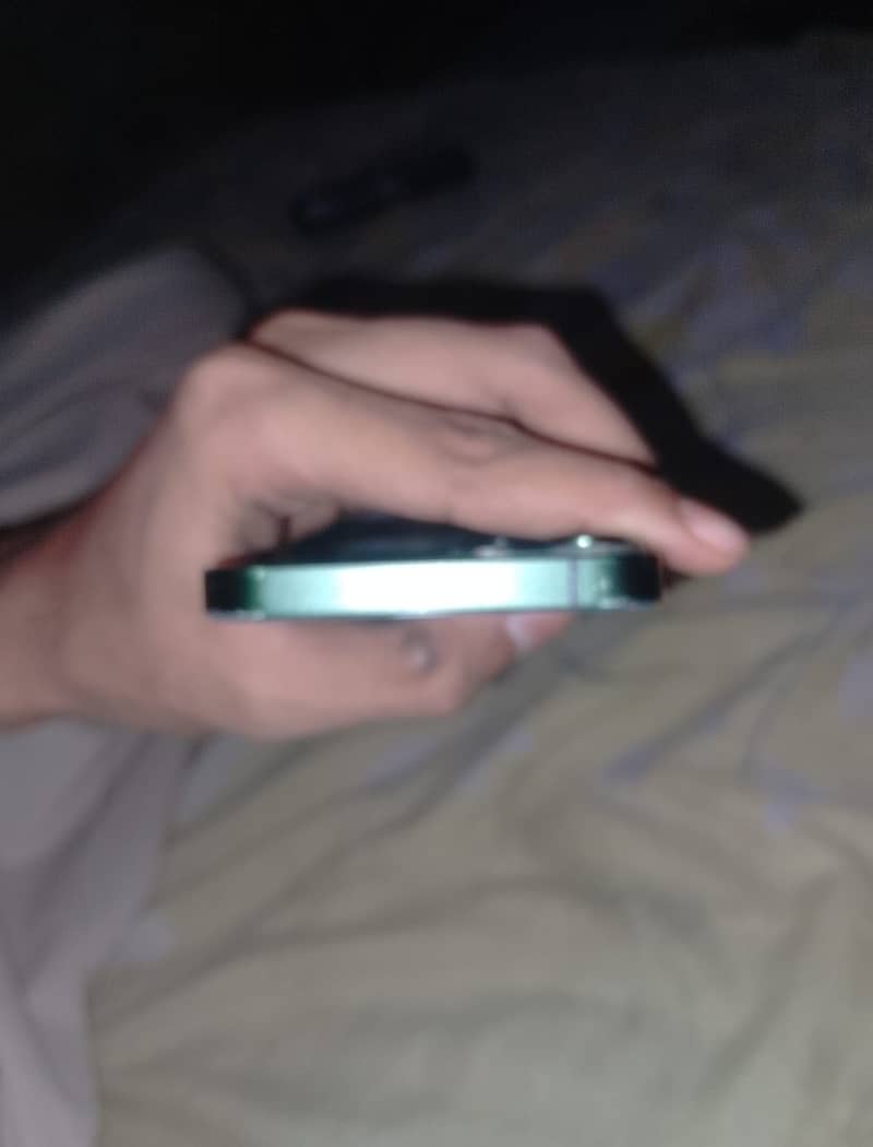 Chance peice  sunday deal iPhone 13 1