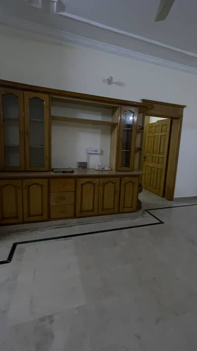 7 Marla Upper Portion Available For Rent