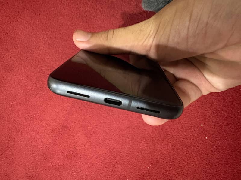 Google Pixel 8 2