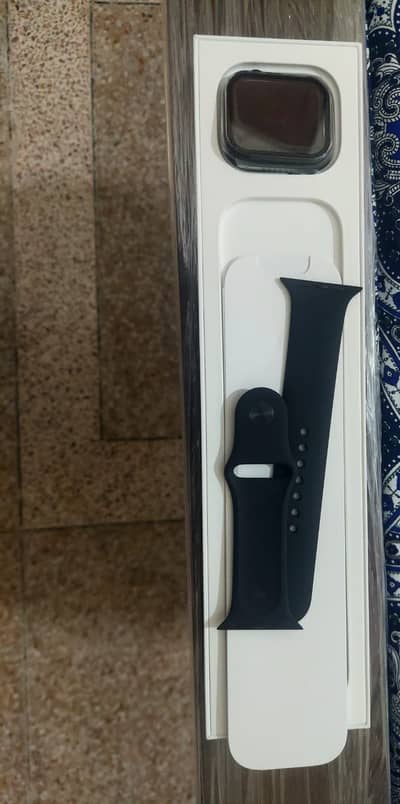 Apple series 8 midnight black 45mm