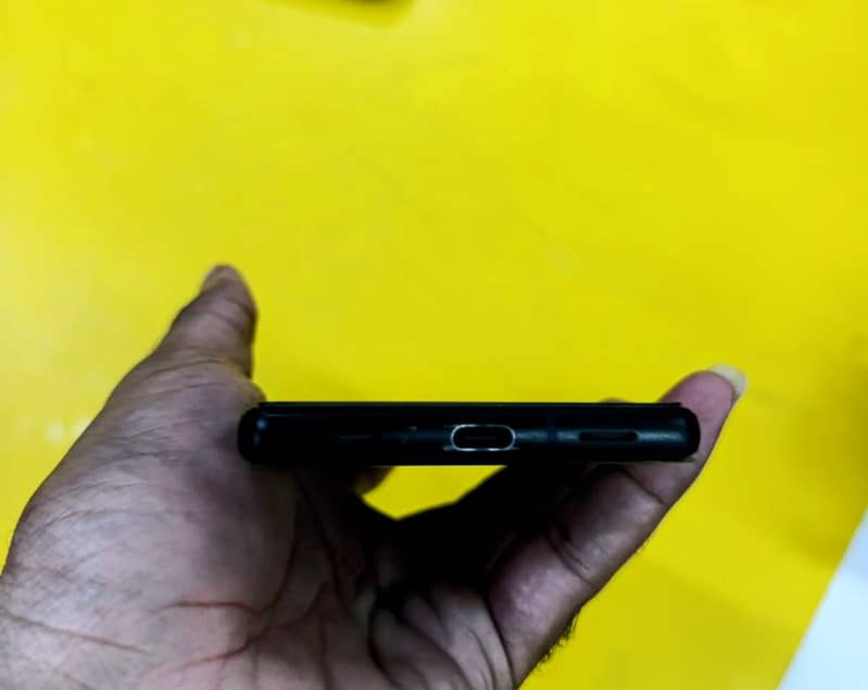 Google Pixel 6a 11