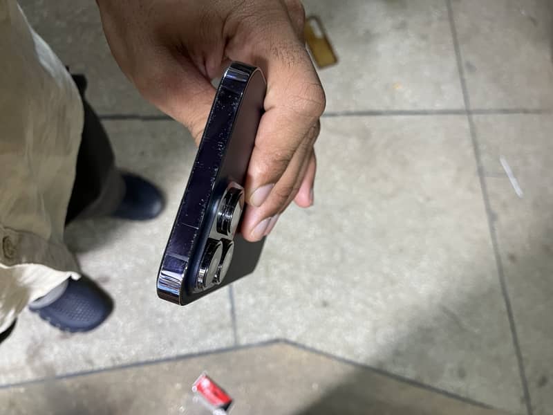 Apple iPhone 14 Pro Max 3