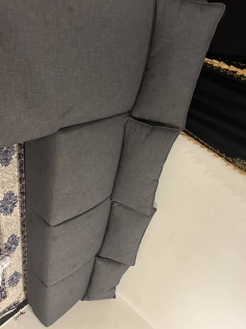LShaped Large Couch 1