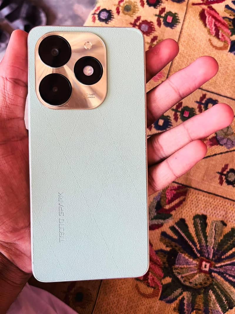 Tecno Spark 20C 2