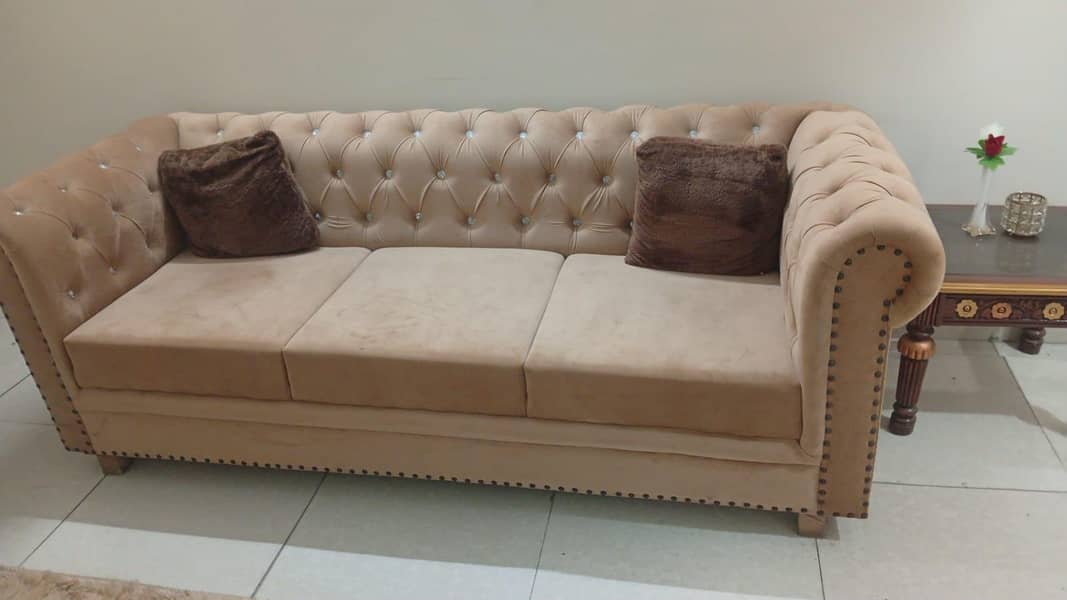 6 seater sofa 0