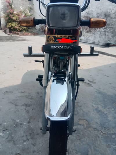 Honda CD70 20/21 model sticker 21 model. . . 03454186023 what's app.
