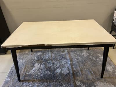 Dining Table with 6 chairs