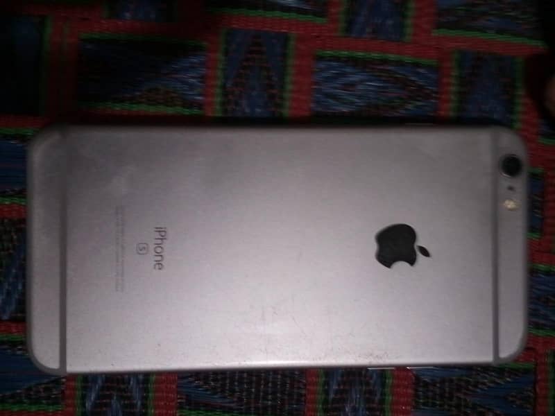Apple iPhone 6S Plus 5