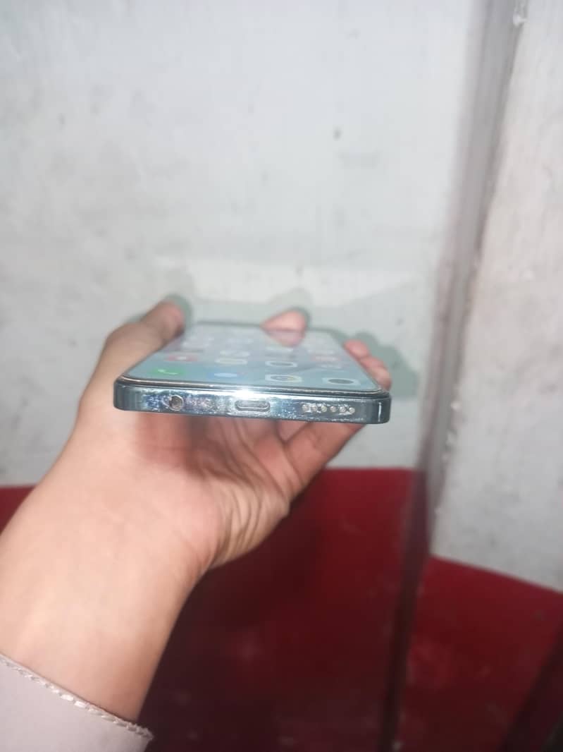 Tecno CAMON 20 2