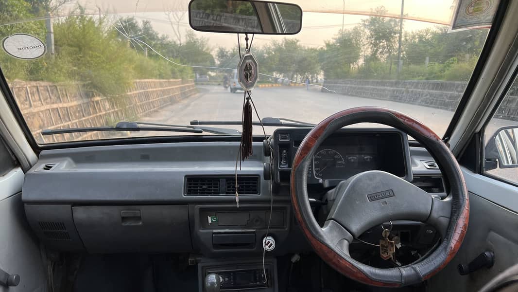 Suzuki Mehran VX 2000 5