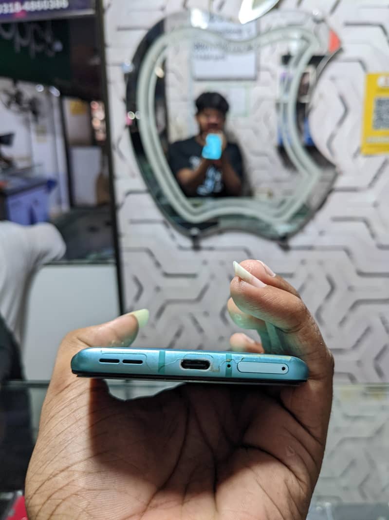 One Plus 8T 2