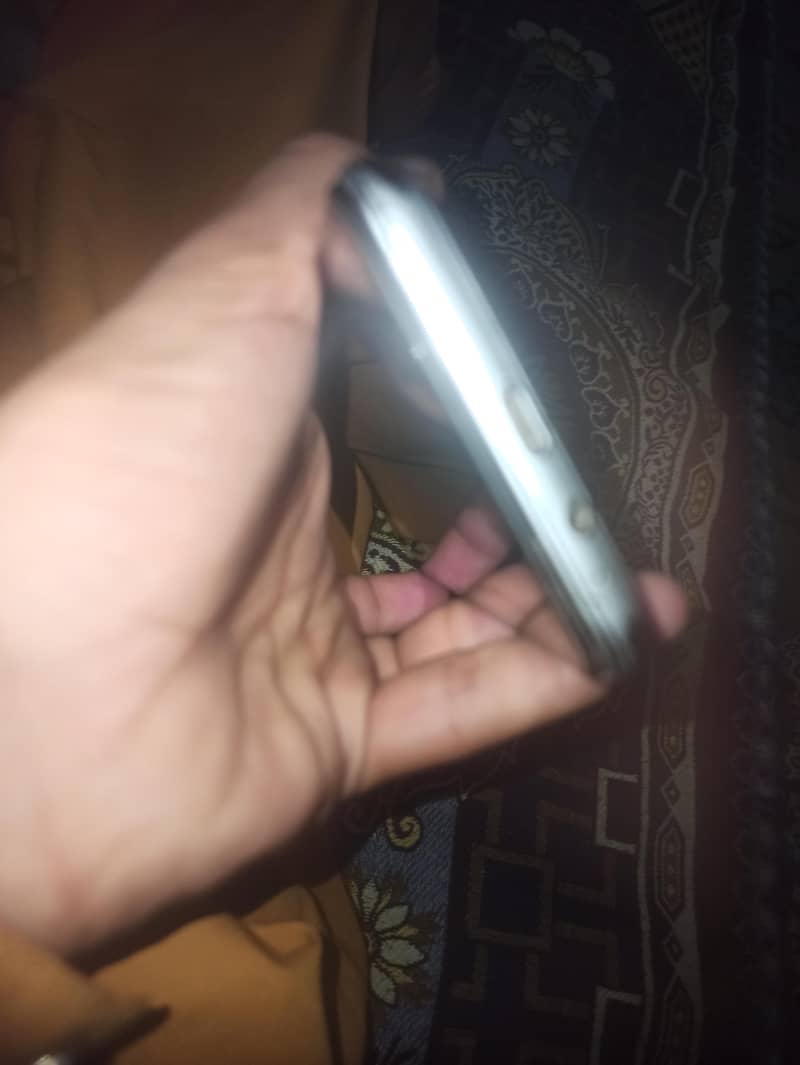Tecno Spark Go 2
