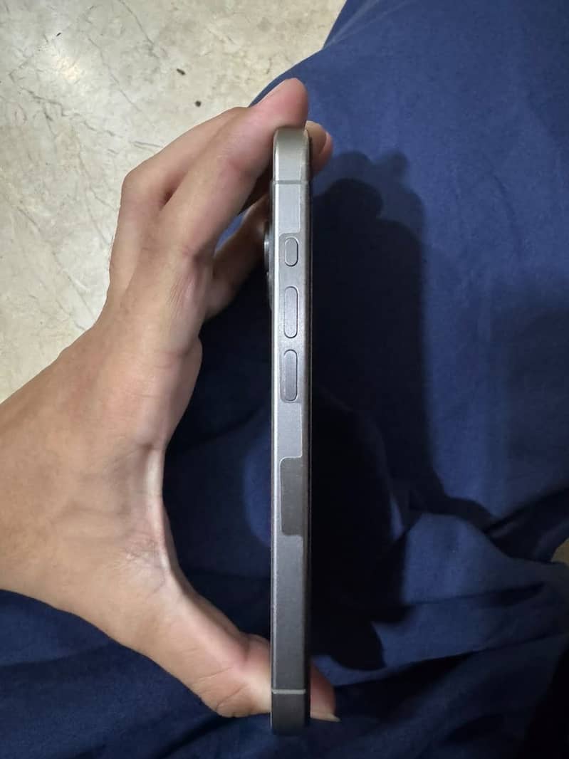 Apple iPhone 15 Pro 5