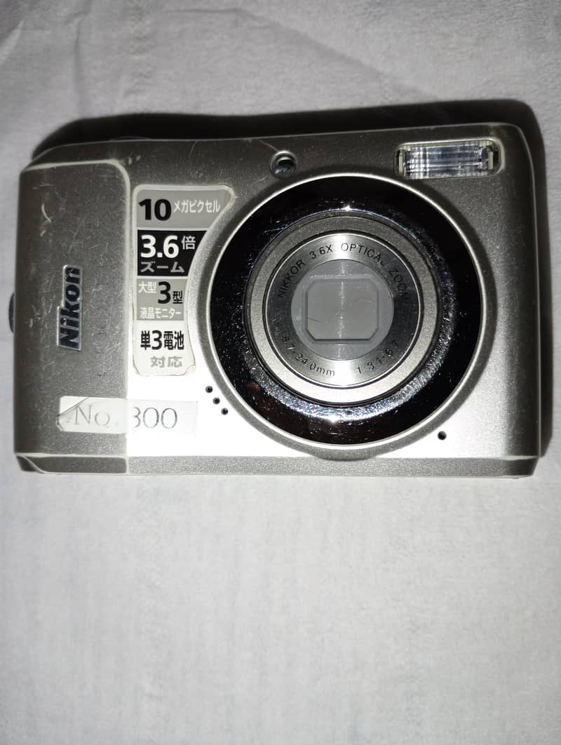 Nikon Coolpix Digital Camera – Working Condition 0