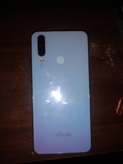 Vivo Y17