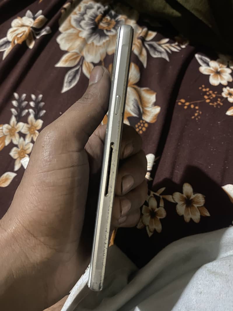 Samsung Mobile A5 2