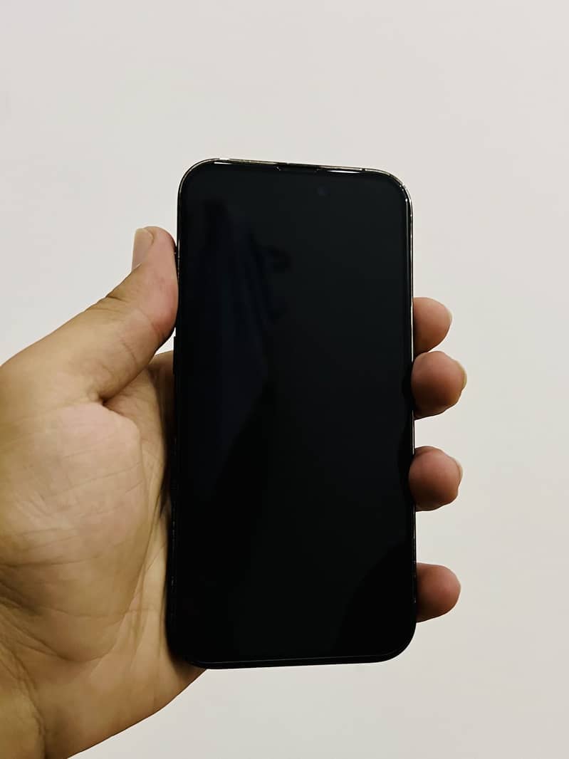 Apple iPhone 14 Pro 3