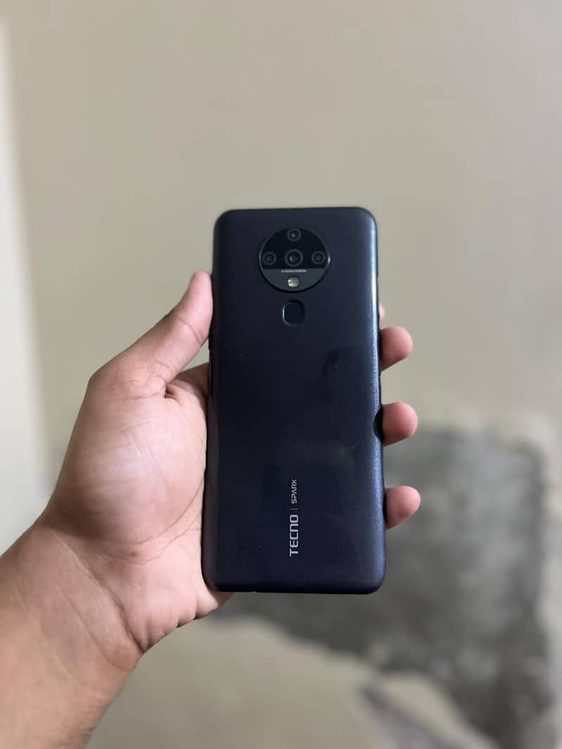 Tecno Spark 6 1