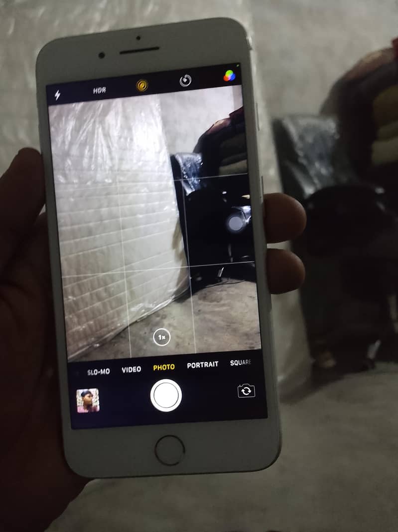 Apple iPhone 7 Plus 0