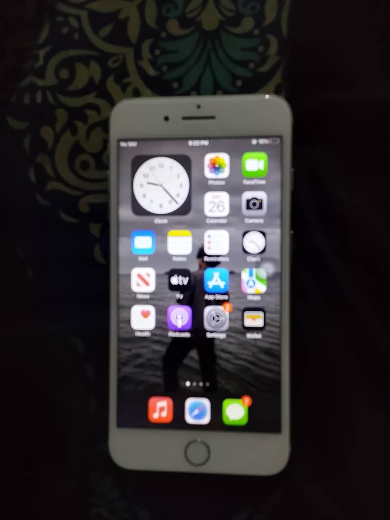 Apple iPhone 7 Plus 2