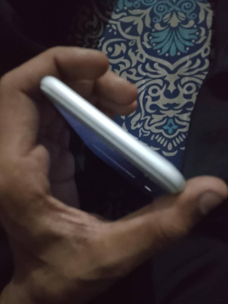 Apple iPhone 7 Plus 4