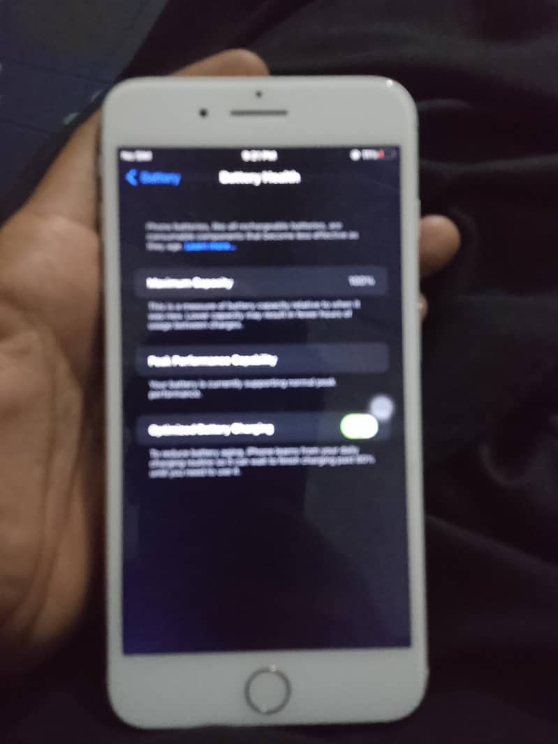 Apple iPhone 7 Plus 9