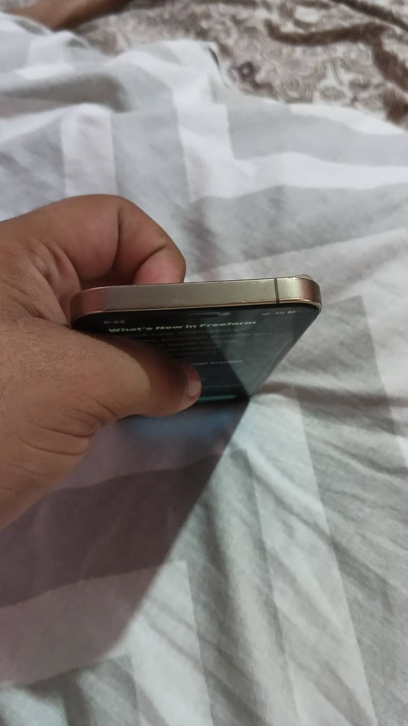 Apple iPhone 12 Pro 4