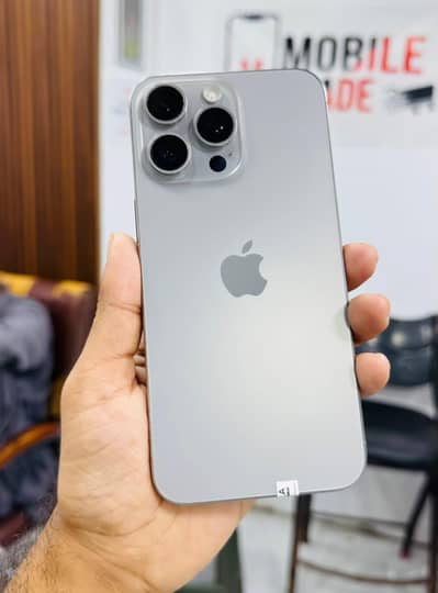 Apple iPhone 15 Pro Max
