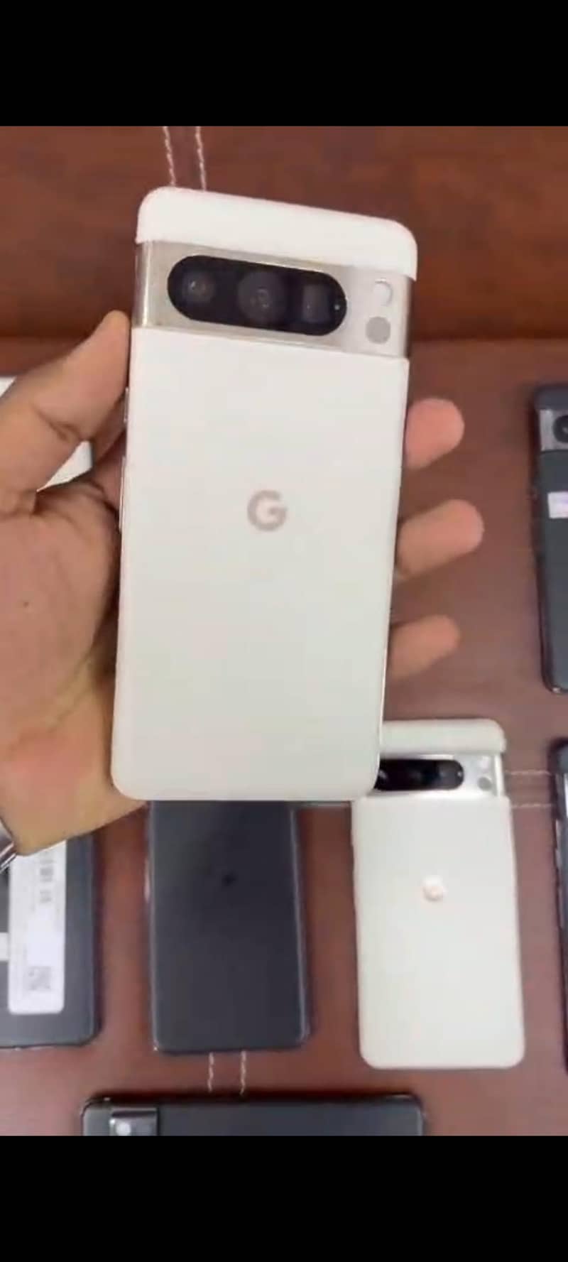 Google Pixel 8 pro 4