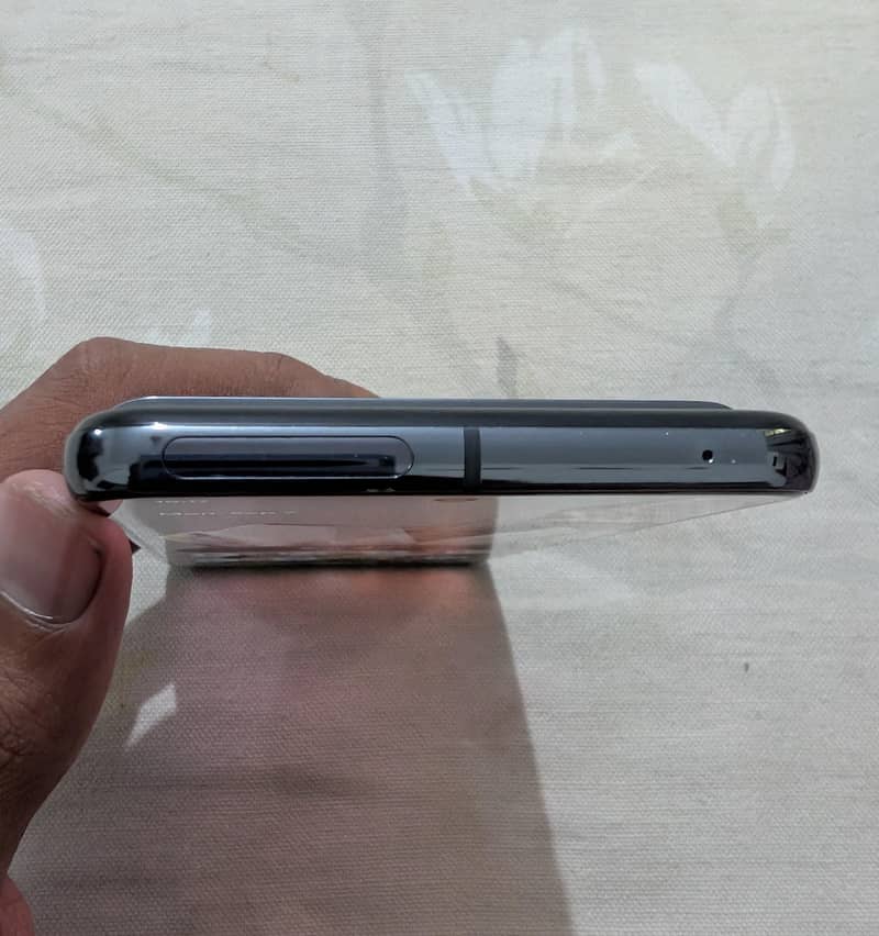 Google Pixel 8 pro 5