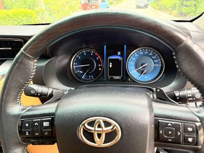 Toyota Fortuner 2022