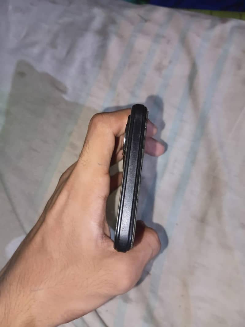 Infinix Note 11 4