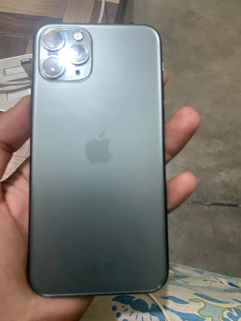 Apple iPhone 11 Pro 7