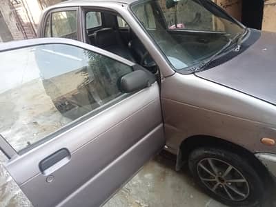 Daihatsu Cuore 2001