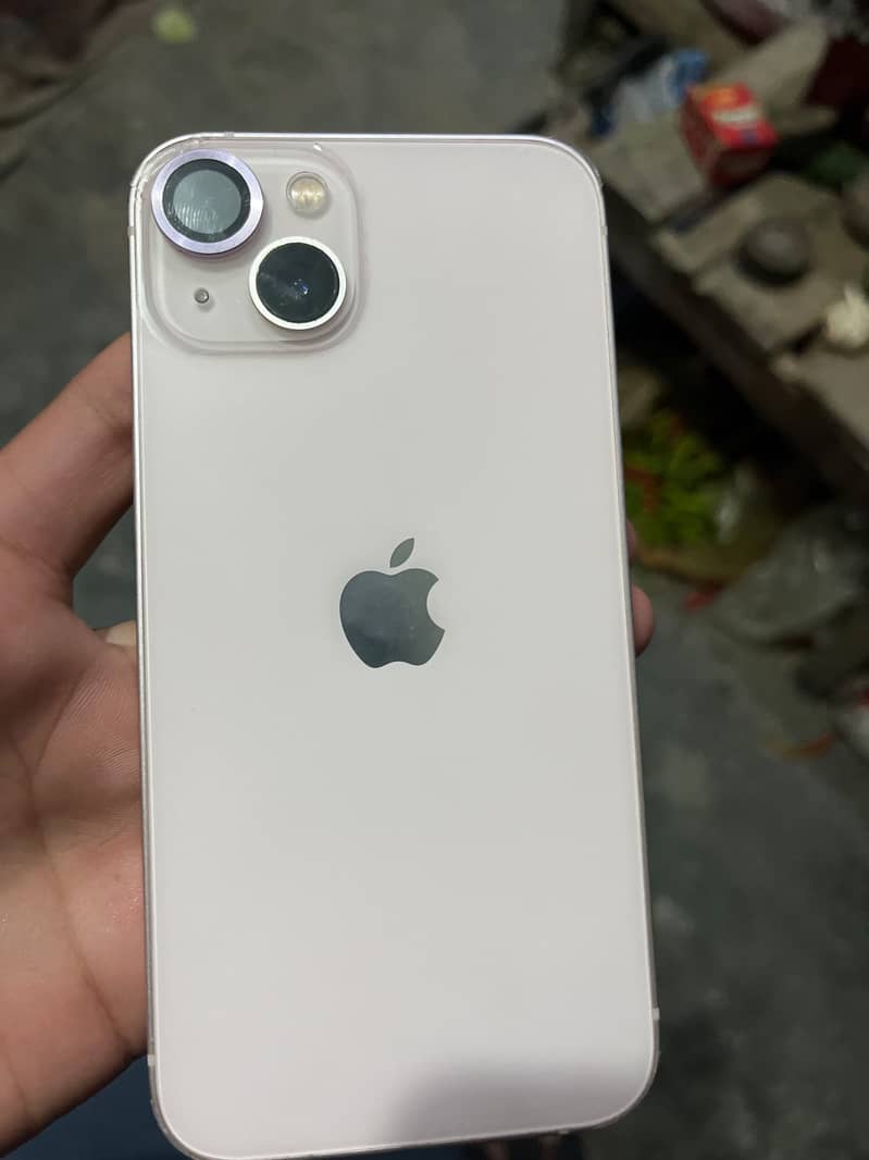 Apple iPhone 13 1