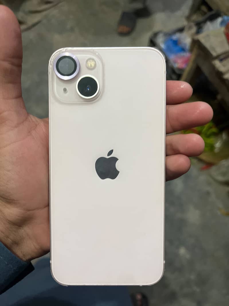 Apple iPhone 13 3