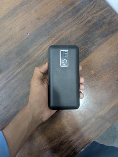 j cell 10000 mah power bank just box open