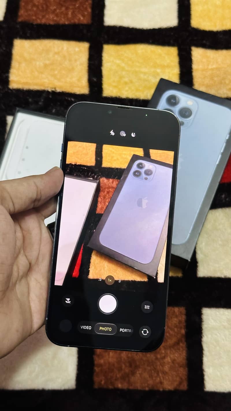 Apple iPhone 13 Pro Max 6