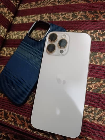 Apple iPhone 16 Pro Max