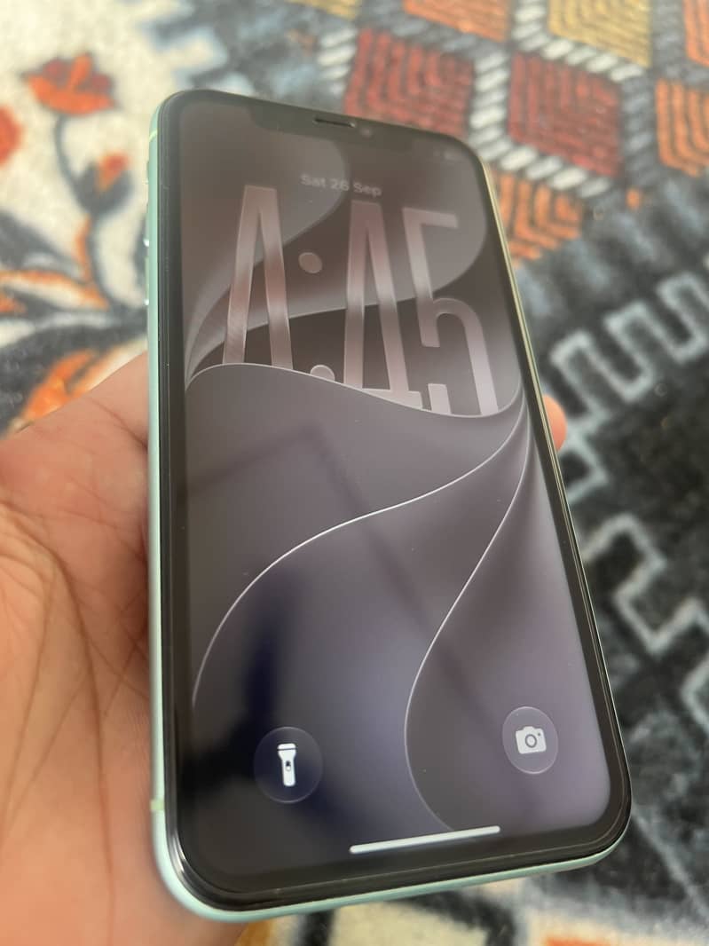 Apple iPhone 11 3