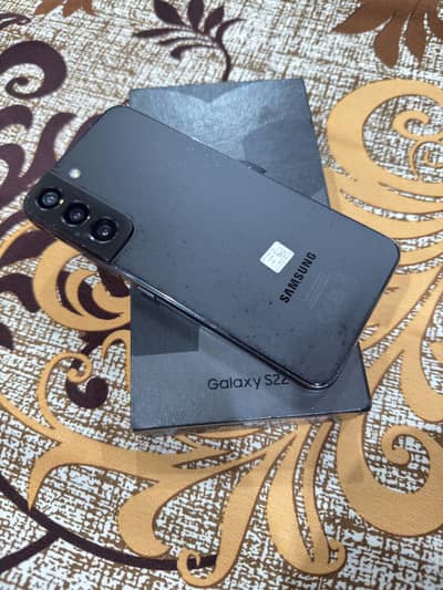 Samsung S22 mobile phone for sale