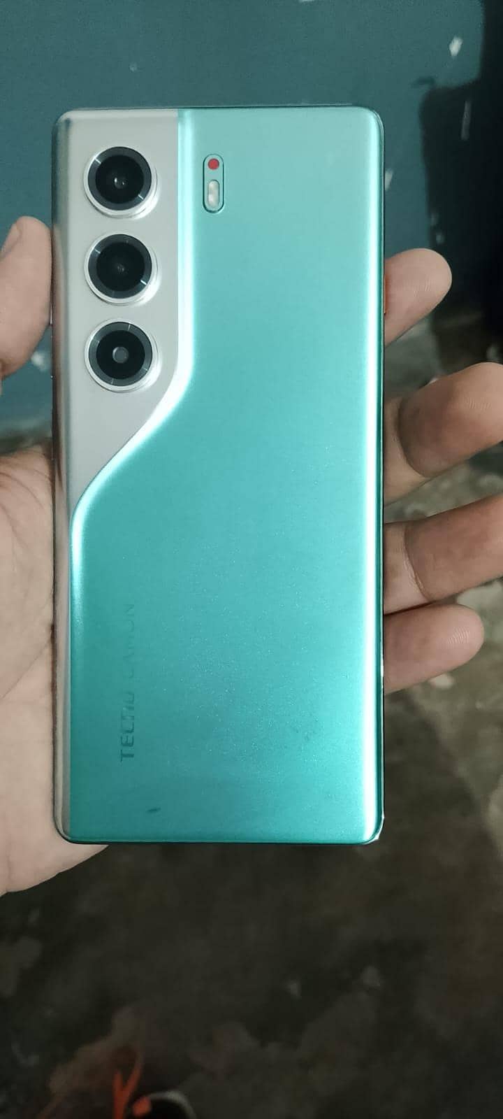 Tecno CAMON 40 Pro 2