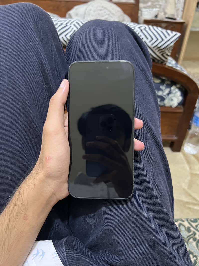 Apple iPhone 16 Plus 3