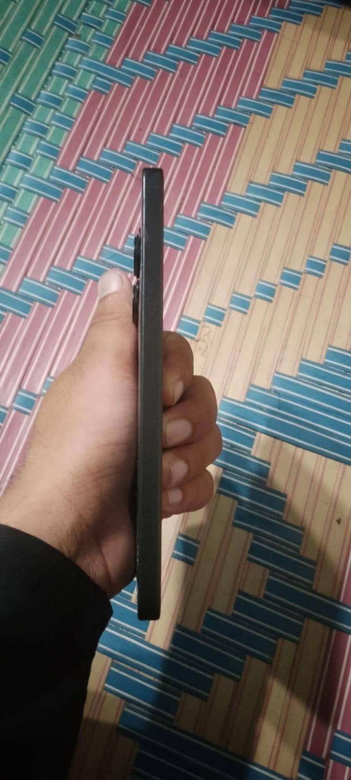 Xiaomi Redmi Note 13 4