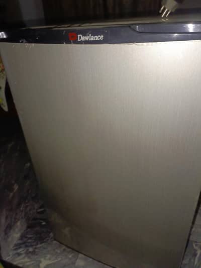 Dawlance mini fridge for sale new condition total