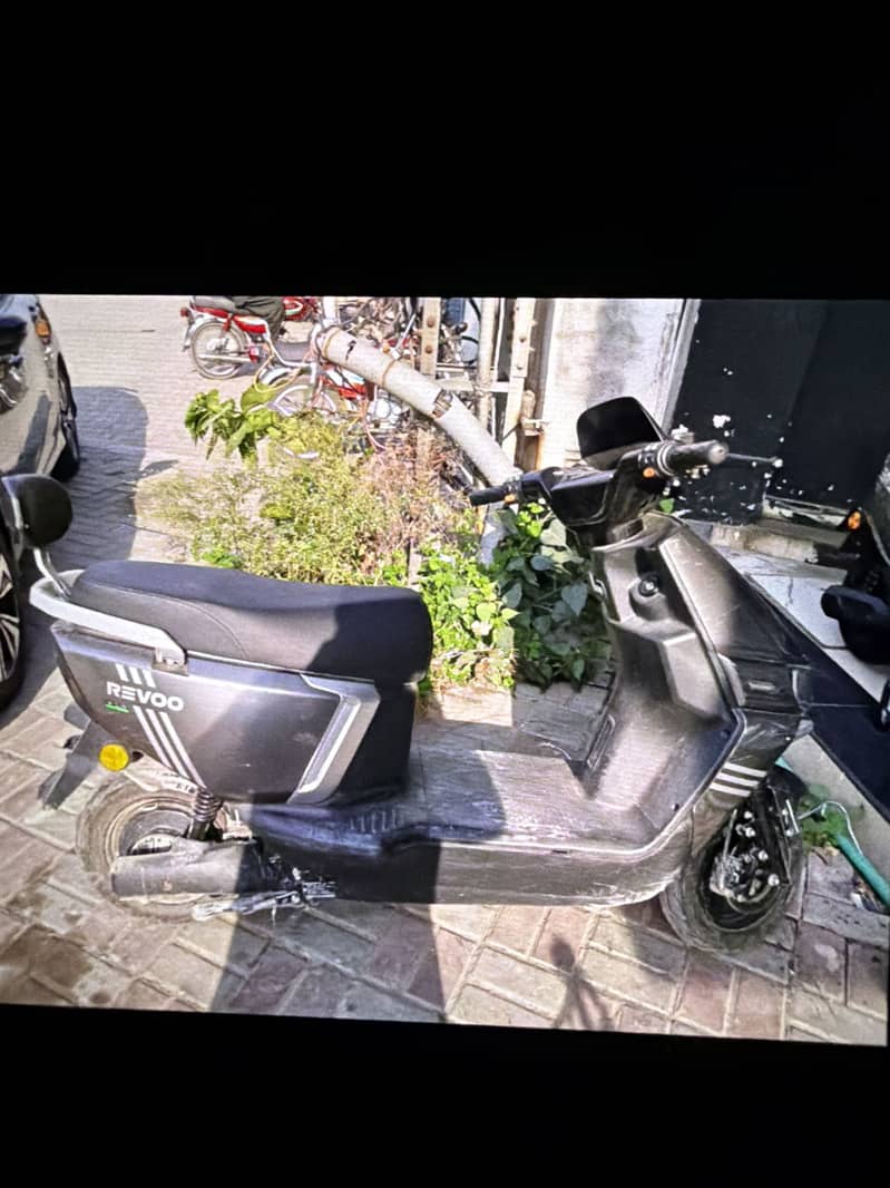 Revoo a12 3