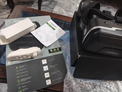 shinecon VR headset SC-G04EA for sale with remote and headphones