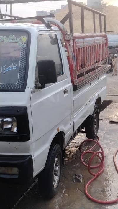 Suzuki pickup good condition engine mein smoke hai new tyre